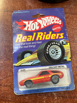 P-928 4731 (Mattel, Hot Wheels) - Bitz & Buttons