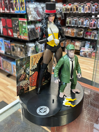 Zantanna With Detective Chimp (McFarlane Toys, DC Multiverse) COMPLETE - Bitz & Buttons