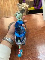 Scarily Ever After Threadarella Frankie Stein (Vintage Monster High, Mattel) - Bitz & Buttons