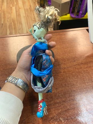 Scarily Ever After Threadarella Frankie Stein (Vintage Monster High, Mattel) - Bitz & Buttons