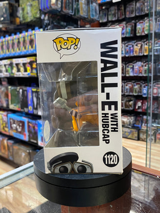 Wall-E With Hubcap #1120 (Funko Pop, Disney Pixar) - Bitz & Buttons