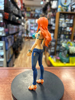 Nami (One Piece, Mega Hobby Station) **COMPLETE**