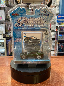 Green 2005 Chrysler 300C Hemi  (Playerz Luxury Diecast Collection, Maisto) SEALED - Bitz & Buttons