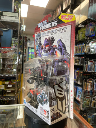 Trailcutter Deluxe Class (Transformers Generations Thrilling 30, Hasbro) - Bitz & Buttons