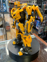 Bumblebee MPM-3 (Transformers Masterpiece, Takara) - Bitz & Buttons