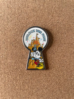 Unlock The Magic Mickey (Walt Disney World, Pin Traders) - Bitz & Buttons