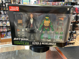 Alfred & Michelangelo (TMNT Ninja Turtles, DC Collectibles) **SEALED**