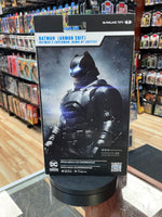 Armor Suit Batman CHASE(DC Multiverse, Mcfarlane) SEALED - Bitz & Buttons