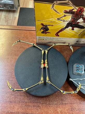 Iron Spider (Bandai SH Figuarts, Spider-Man No Way Home) COMPLETE - Bitz & Buttons