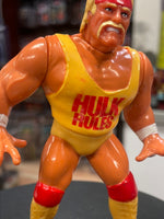 Body Slamming Hulk Hogan 7236 (WWE WWF, Hasbro)