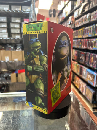 Ultimate Leonardo -35th Anniversary- (Neca, TMNT) **SEALED** - Bitz & Buttons