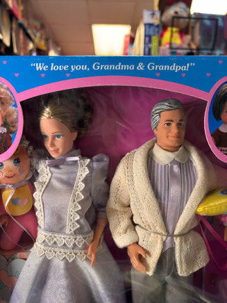 Grandma and Grandpa Heart Set #3132 (Vintage Barbie, Mattel) **SEALED** - Bitz & Buttons