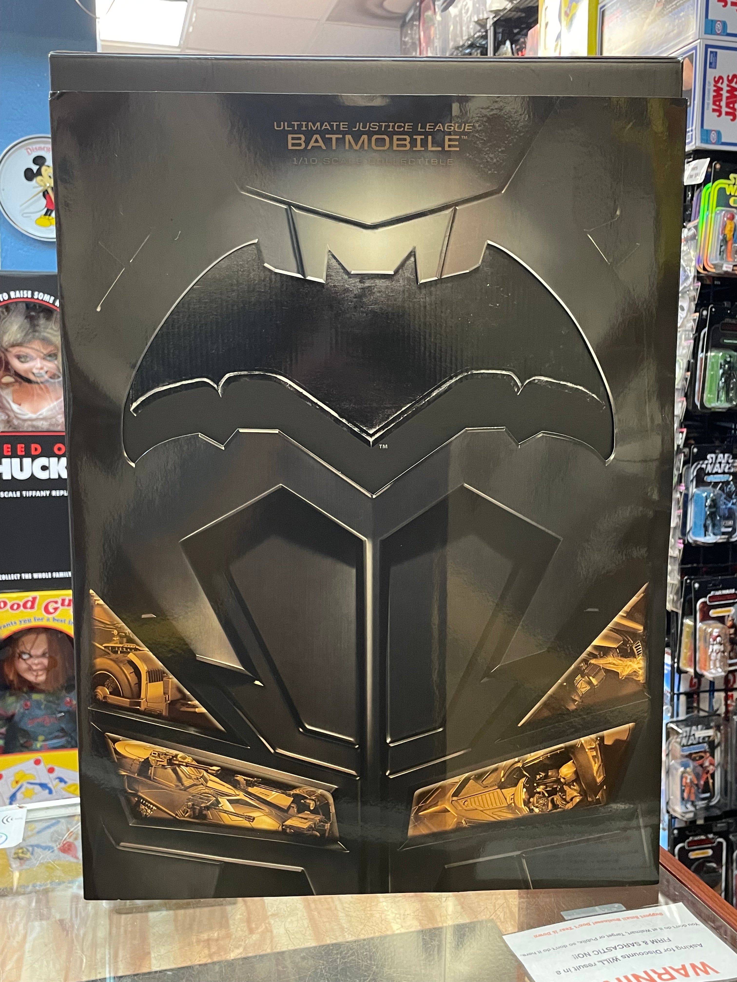 DC Ultimate Justice League RC Batmobile 1/10 Scale (Batman, Mattel