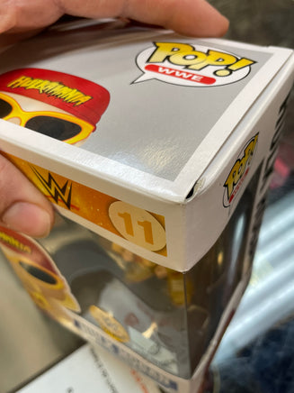Hulk Hogan #11 (Funko Pop, WWE) SHOP EXCLUSIVE - Bitz & Buttons