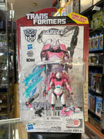 Arcee IDW Deluxe Class (Transformers Generations Thrilling 30, Hasbro) - Bitz & Buttons