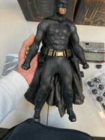 Batman Suicide Squad 1/6 MMS409 (DC, Batman, Hot Toys) COMPLETE - Bitz & Buttons