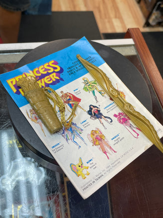Bow with Comic (Vintage She-Ra, Mattel) Complete - Bitz & Buttons