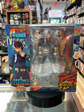 Shoto Todoroki (My Hero Academia, Kaiyodo Revoltech Amazing Yamaguchi)