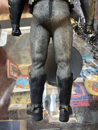 Batman With Tech Cowl MMS342 1/6 Scale (Batman VS Superman Dawn Of Justice, Hot Toys) COMPLETE - Bitz & Buttons