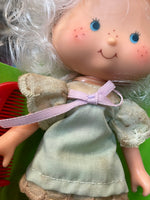 Angel Cake with Souffle Pet (Vintage Strawberry Shortcake, Kenner) **SEALED**