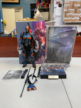 Deathstroke 1/6 Scale VGM030 (DC Batman Arkham Origins, Hot Toys) COMPLETE - Bitz & Buttons