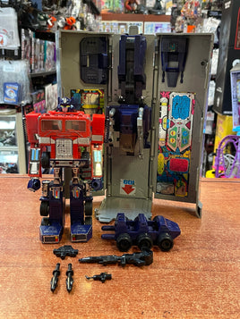 Optimus Prime Original 1984 (Transformers Retro G1, Hasbro) INCOMPLETE - Bitz & Buttons