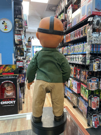 Jason Voorhess with Sound (Friday the 13th, Mezco Mega Scale) - Bitz & Buttons