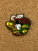 Touchdown Mickey 1932, 100 Years of Dreams (Walt Disney World, Pin Traders)