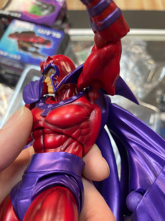 Magneto (Revoltech Amazing Yamaguchi, Marvel X-Men) INCOMPLETE - Bitz & Buttons