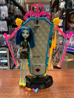 Freaky Fusion Recharge Chamber (Vintage Monster High, Mattel) - Bitz & Buttons