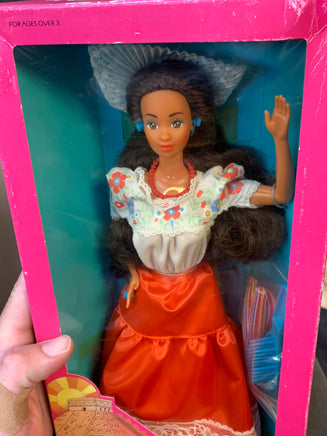 Mexican Barbie #1917 (Vintage Barbie, Mattel) **SEALED** - Bitz & Buttons