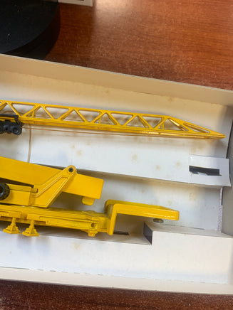 CAT Tractor Truck with Tower Crane 3913 1/55 Scale ( Vintage SIKU CAT) - Bitz & Buttons