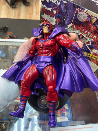 Magneto (Revoltech Amazing Yamaguchi, Marvel X-Men) INCOMPLETE - Bitz & Buttons