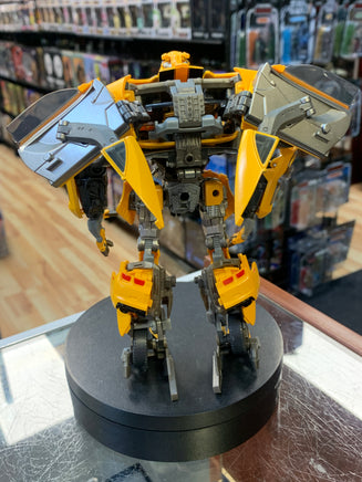 Bumblebee MPM-3 (Transformers Masterpiece, Takara) - Bitz & Buttons