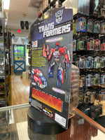 Orion Pax Deluxe Class (Transformers Generations Thrilling 30, Hasbro) - Bitz & Buttons