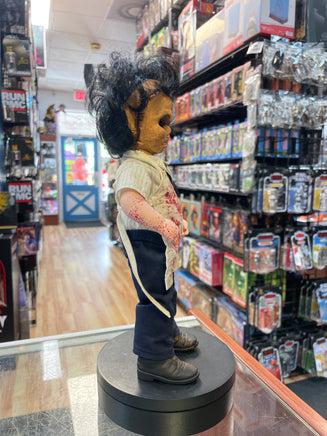Leatherface (Living Dead Dolls LDD, Mezco) - Bitz & Buttons