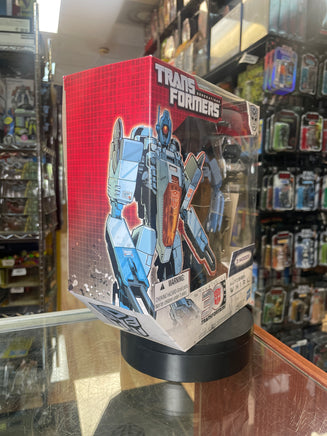 Autobot Whirl Voyager Class (Transformers Generations Thrilling 30, Hasbro) - Bitz & Buttons