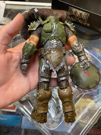 Doom The Dark Ages (McFarlane Toys, Elite Edition, Doom Slayer) COMPLETE - Bitz & Buttons