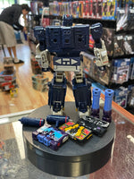 Soundwave Leader Class With Cassettes(Transformers Legacy United, Hasbro) INCOMPLETE