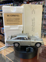 James Bond 007 Aston Martin DB5 1/24 Scale (Danbury Mint, Diecast) - Bitz & Buttons