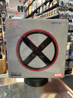 X Force Wolverine 1:12  (Mezco, Marvel)  **COMPLETE**
