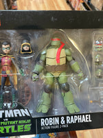 Robin & Raphael 2 Pack (Batman Vs Teenage Ninja Turtles, DC Collectibles) SEALED