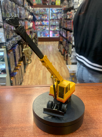 Caterpillar Compact Telescopic Crane 1/70 ( Vintage JOAL, CAT) - Bitz & Buttons