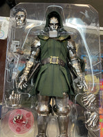 Doctor Doom #CMS-022 (Hot Toys, Marvel) COMPLETE - Bitz & Buttons