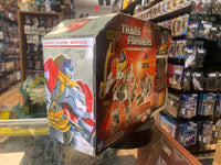 Leo Voyager Class -25 Years- (Transformers Universe RID, Hasbro) **SEALED**