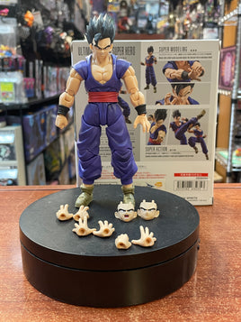 Ultimate Super Hero Gohan (Bandai SH Figuarts, Dragon Ball Z) COMPLETE - Bitz & Buttons