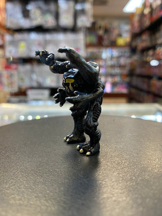 Four Arm Alien with Egg (Vintage Micro Alien Hunters,Trendmasters) COMPLETE - Bitz & Buttons