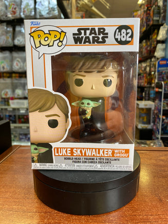 Luke Skywalker With Grogu #482 (Funko Pop, Star Wars) - Bitz & Buttons