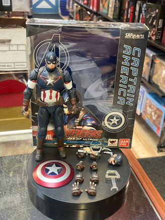 Age of Ultron Captain America (Bandai SH Figuarts, Marvel) **BROKEN HAND** - Bitz & Buttons