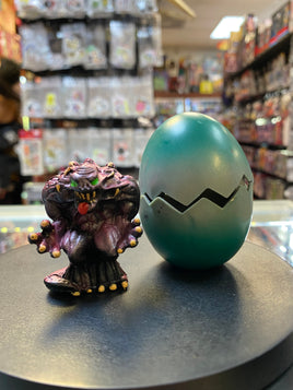 Purple Demon with Egg (Vintage Micro Alien Hunters,Trendmasters) COMPLETE - Bitz & Buttons